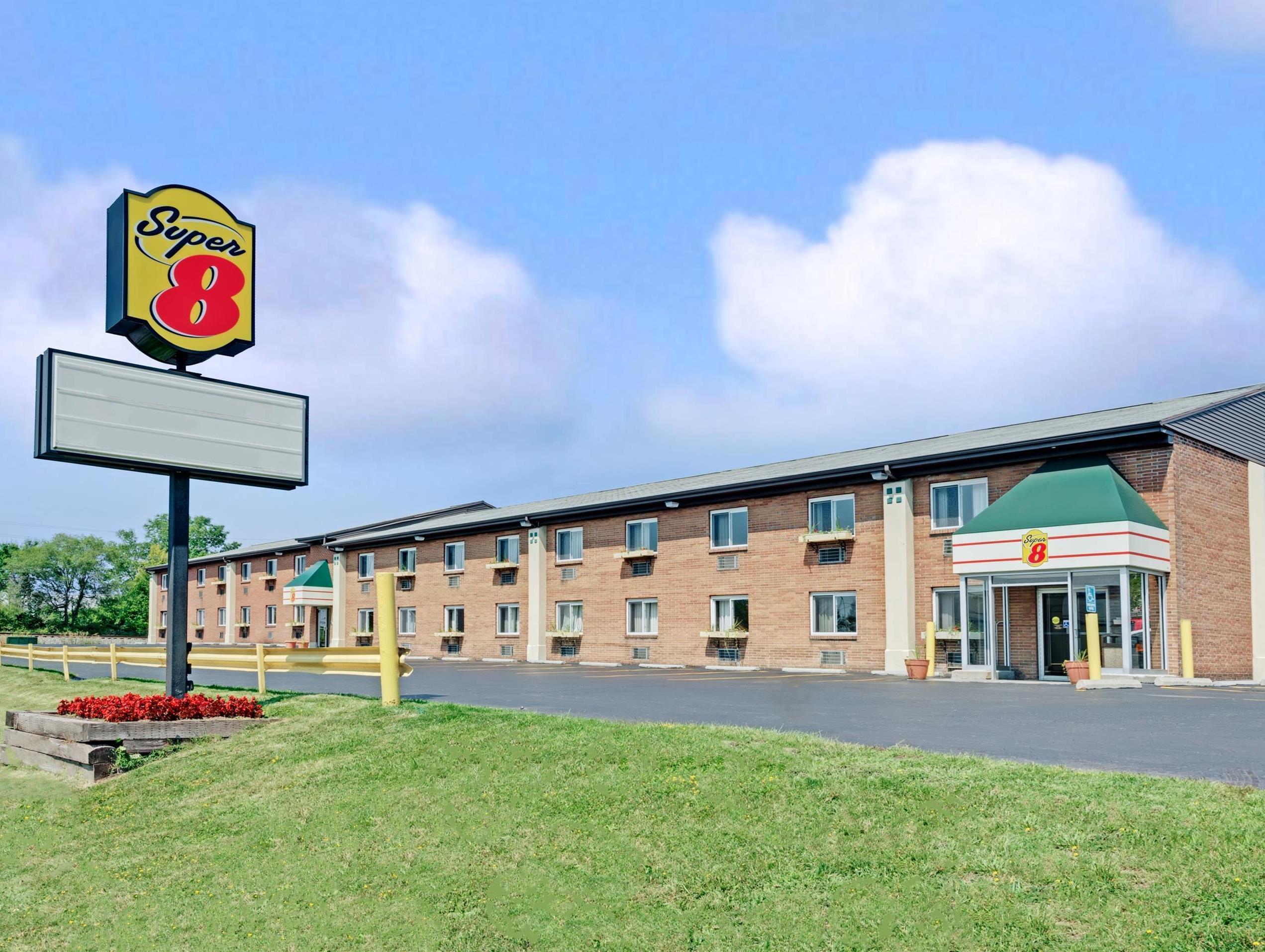 Super 8 By Wyndham Kenmore/Buffalo/Niagara Falls Area Exterior foto